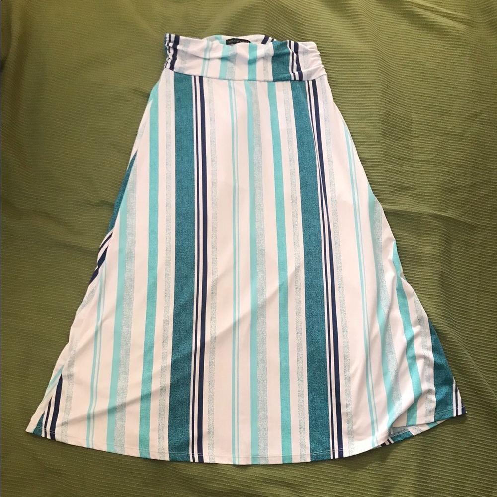 A summery blue skirt